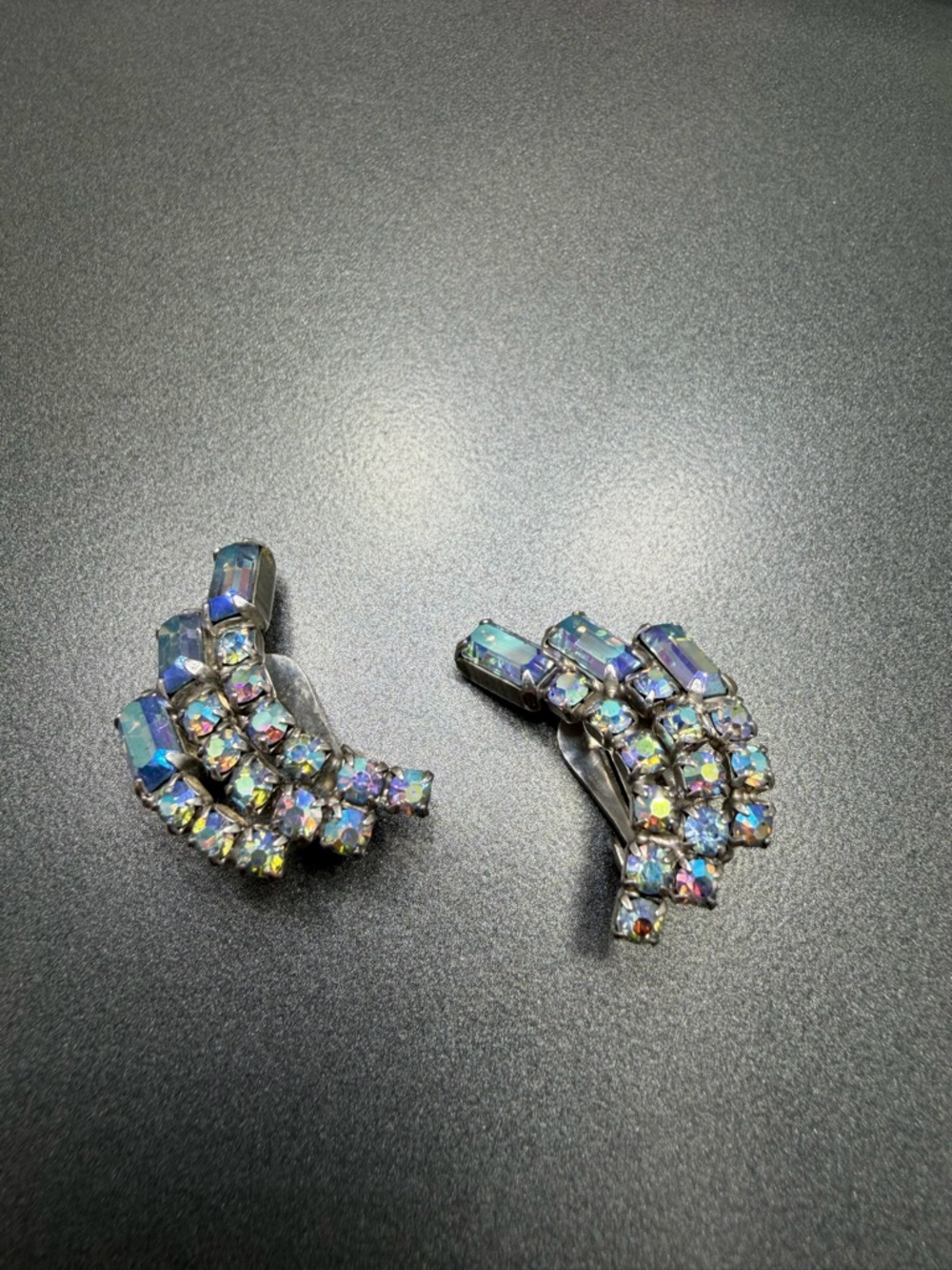 Vintage Continental Aurora Crystal Clip-On Earrings - Iridescent Blue #321